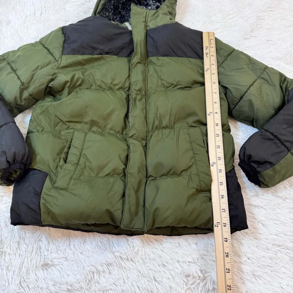 Wonder Nation boy's Green and Black faux fur Puffer‎ Jacket